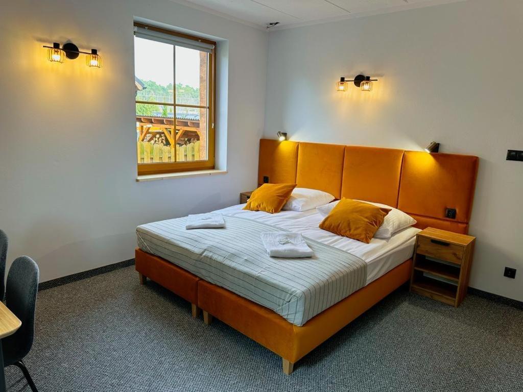 Hotel Czerwone Korale Cielimowo Εξωτερικό φωτογραφία
