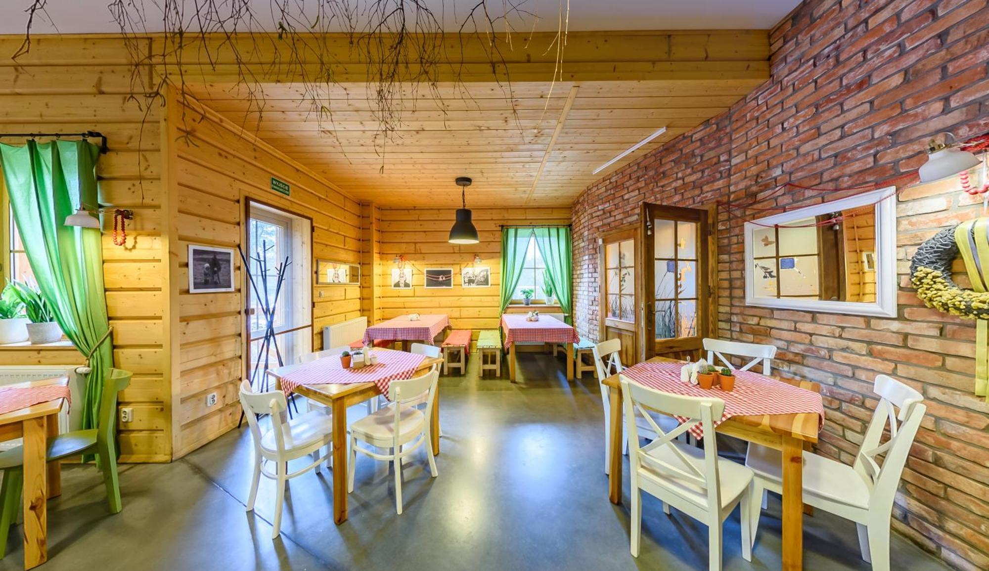 Hotel Czerwone Korale Cielimowo Εξωτερικό φωτογραφία