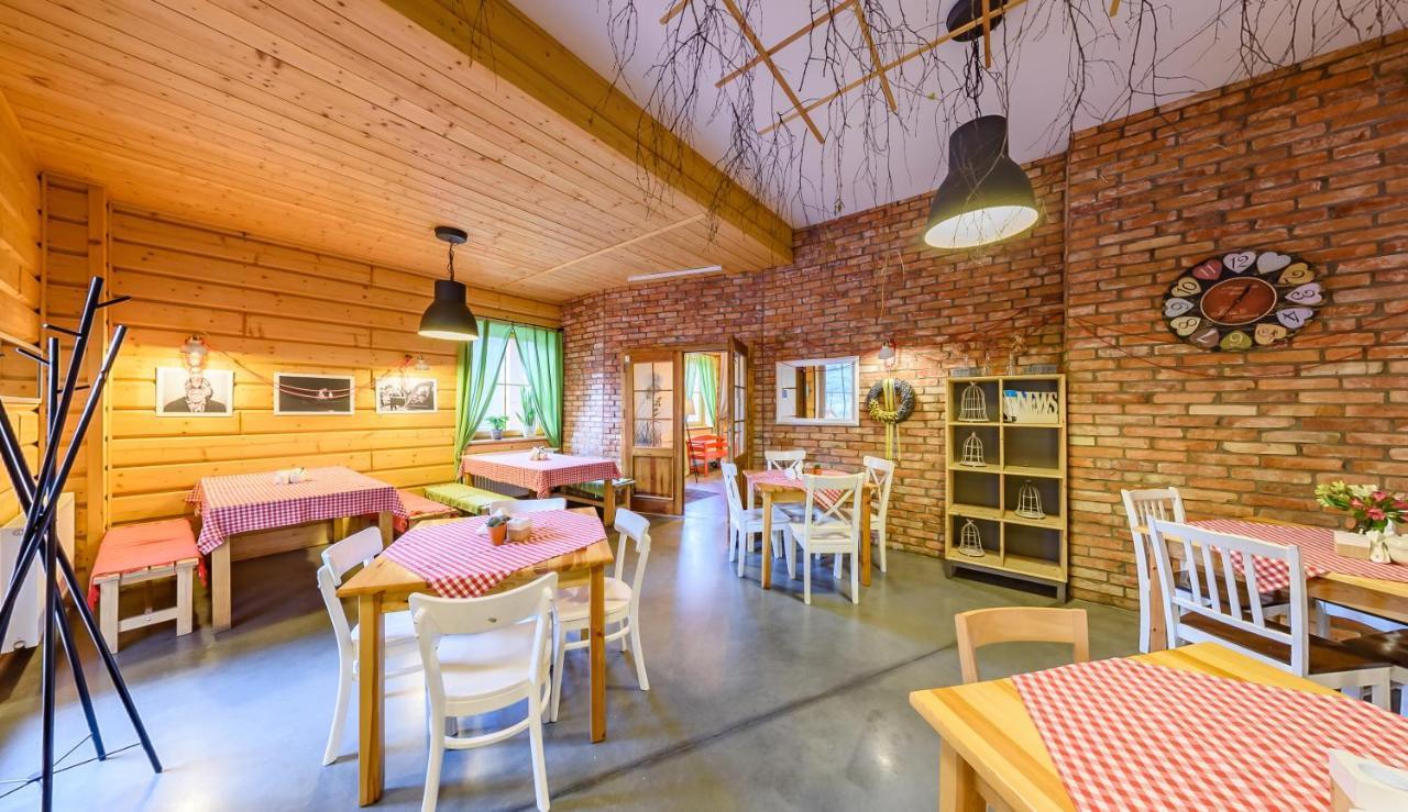 Hotel Czerwone Korale Cielimowo Εξωτερικό φωτογραφία
