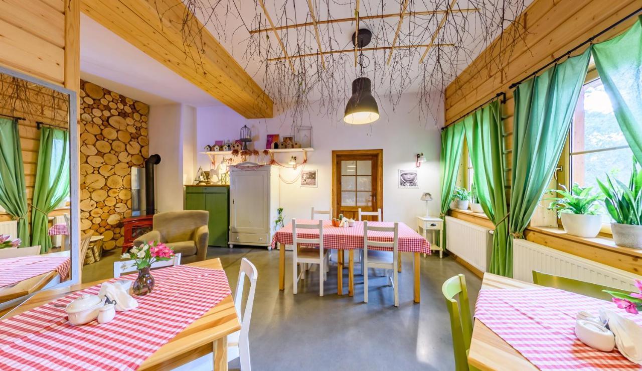 Hotel Czerwone Korale Cielimowo Εξωτερικό φωτογραφία