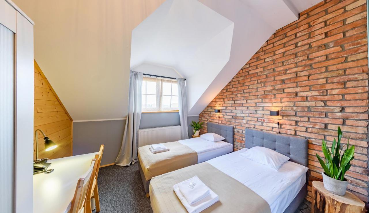 Hotel Czerwone Korale Cielimowo Εξωτερικό φωτογραφία